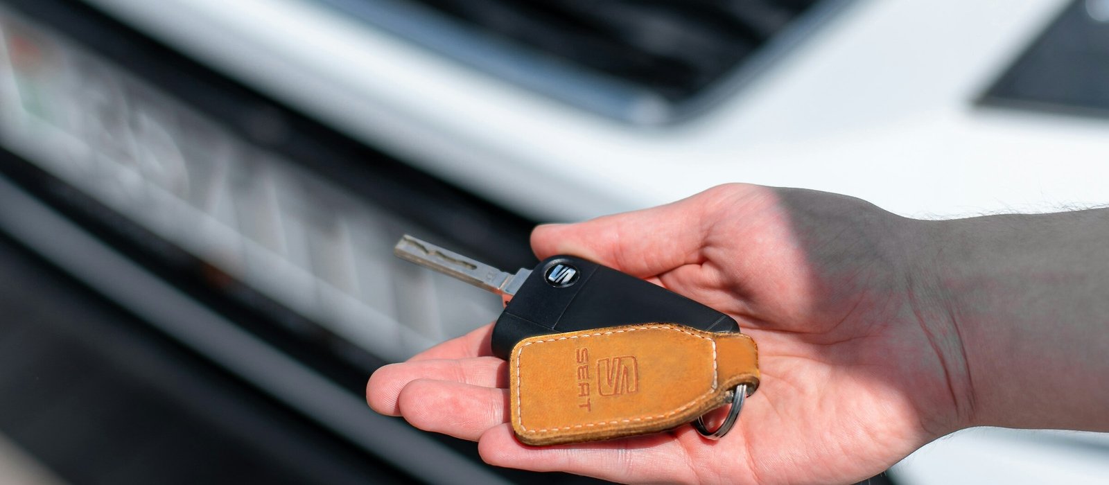 Private Vehicle Insurance hero image